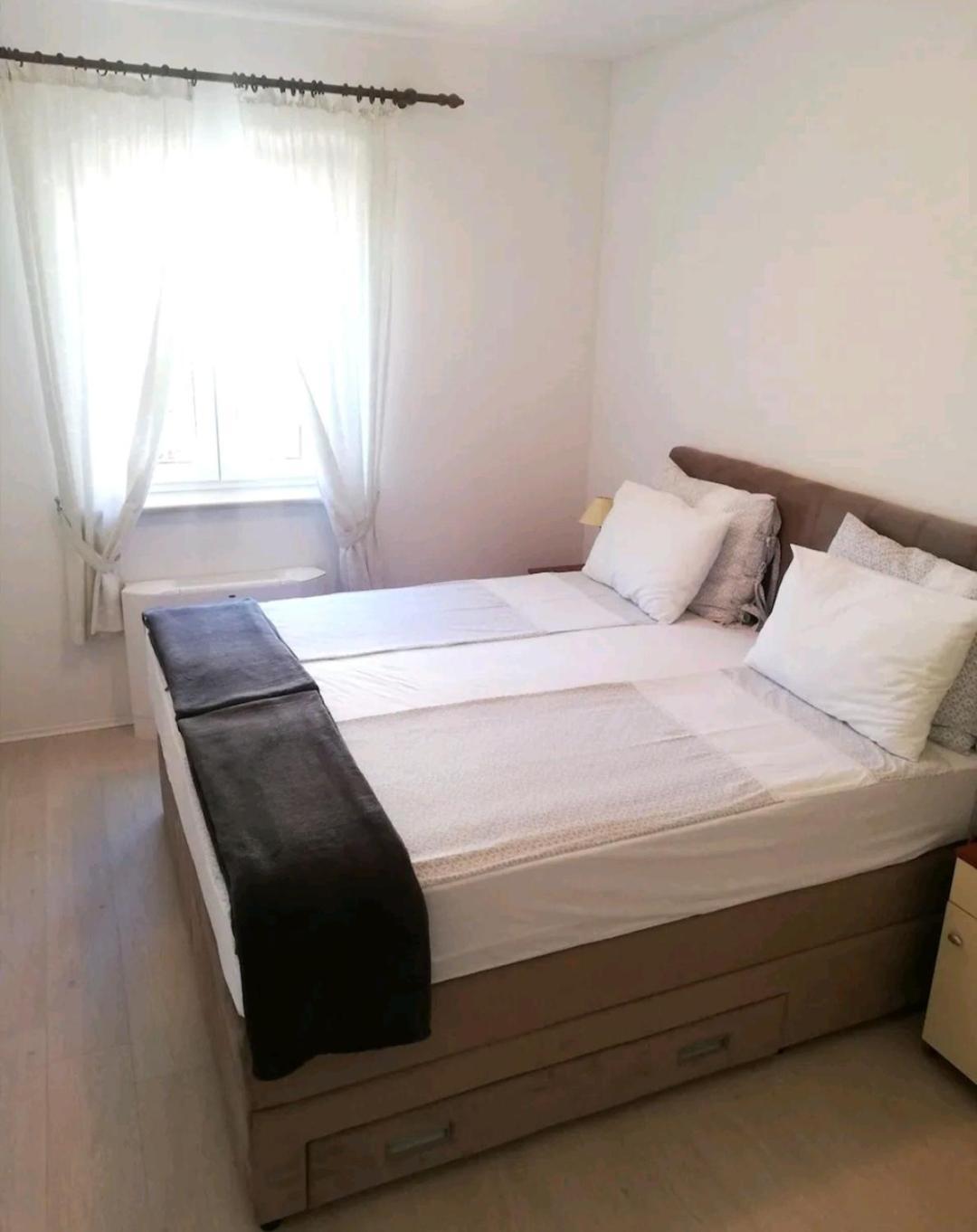 Apartments Regina Bol Zewnętrze zdjęcie