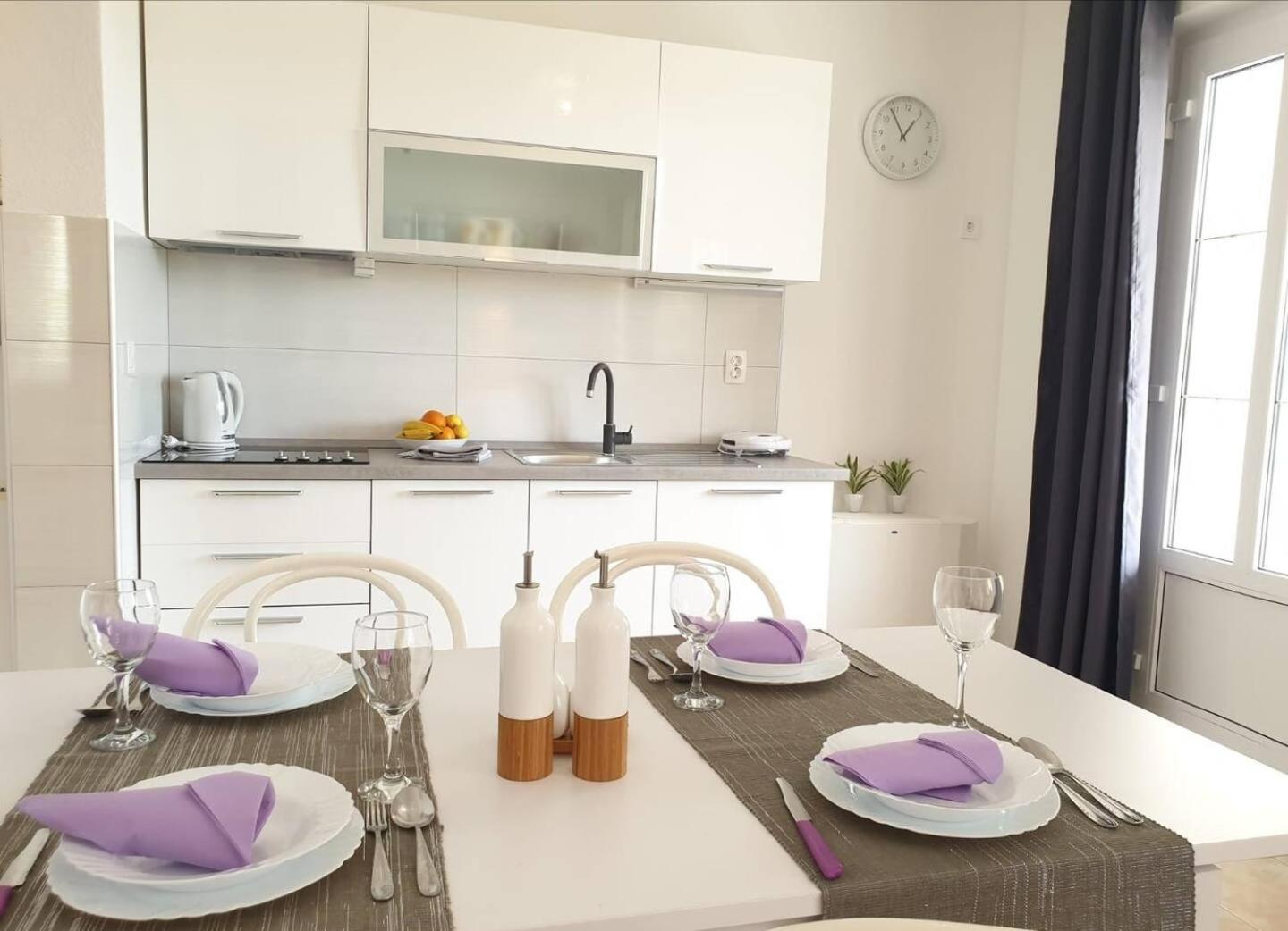 Apartments Regina Bol Zewnętrze zdjęcie