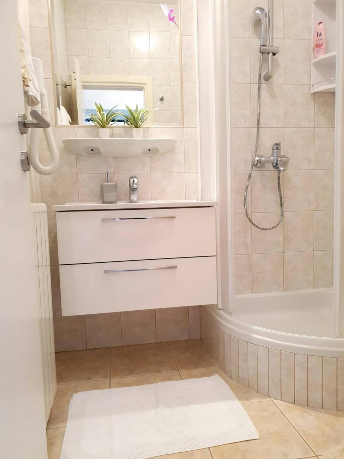 Apartments Regina Bol Zewnętrze zdjęcie